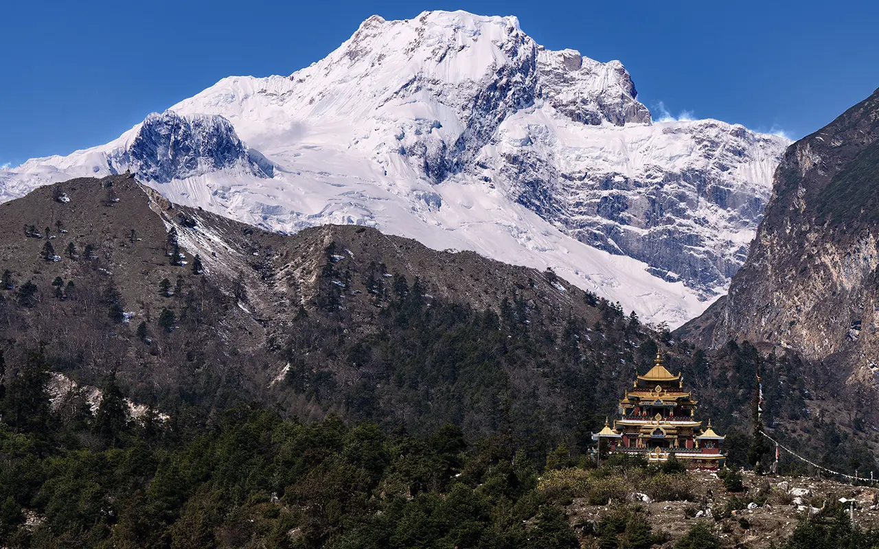 Manaslu Circuit Trek for Beginners: Is It the Right Trek for You? 3 Manaslu Circuit Trek View