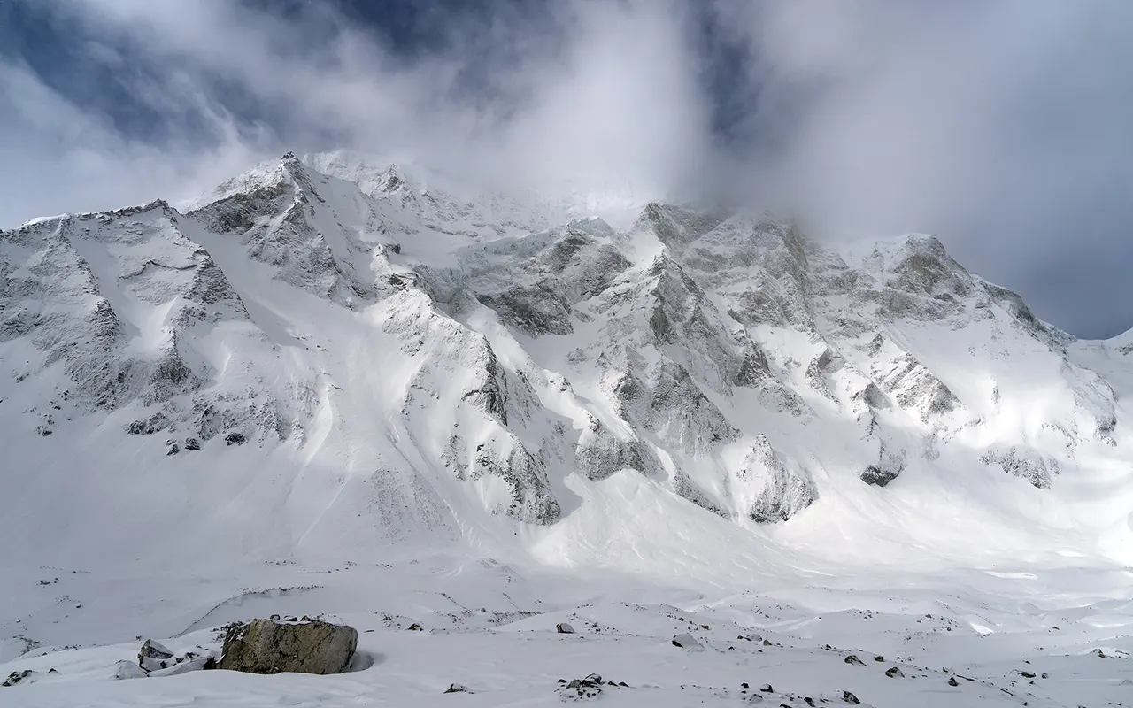 Manaslu Circuit Trek Best Time & Weather (2026) 15 Manaslu Trek View